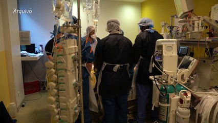 EUA dá autorização plena a antiviral para tratar covid-19