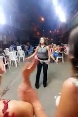 Bu kız fena Oryantal Oynuyor