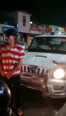 नोएडा के एक एसडीएम के बच्चों ने हूटर बजाते स्पीड में दौड़ाई स्कार्पियो