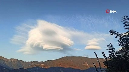 Artvin'de hareketli dakikalar... Bulutlardaki olağan dışı hareketliliği gören telefonuna sarıldı