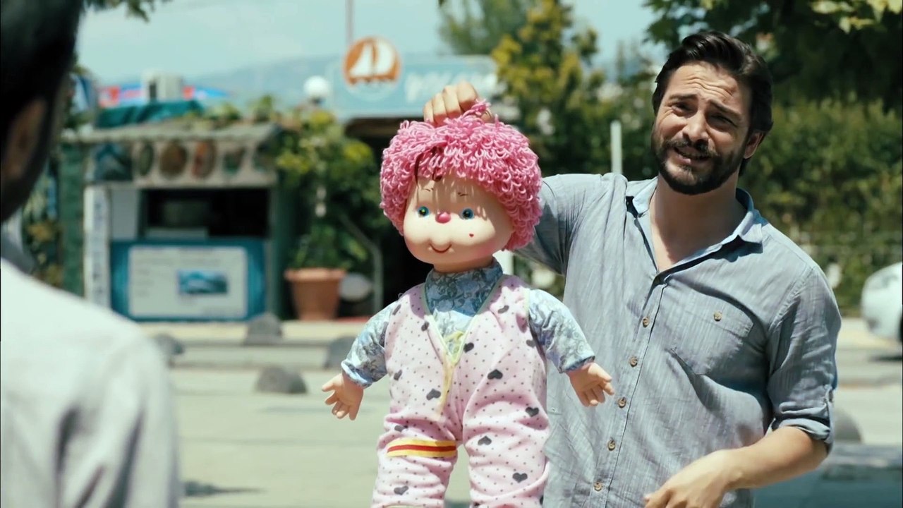 Kardeş Payı 20. Bölüm - Best friend Emrah ve Metin!