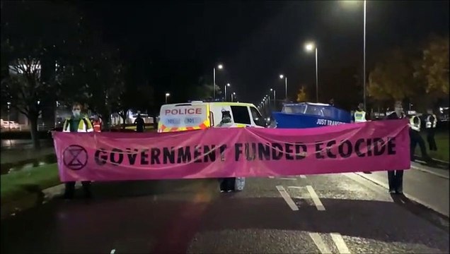 Extinction Rebellion Scotland blocking access to INEOS headquarters in Grangemouth