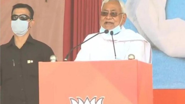 Nitish praises PM Modi, Know what he said