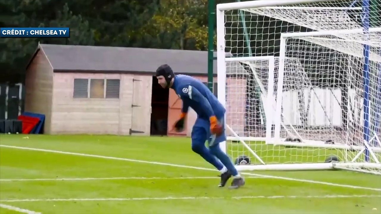 Petr Cech toujours affuté à l'entraînement de Chelsea