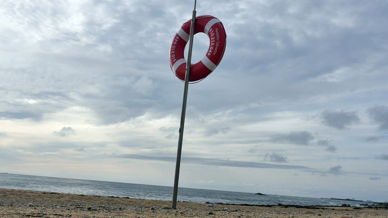 Beach & Buoy - Nature (Creative Common Video 151)