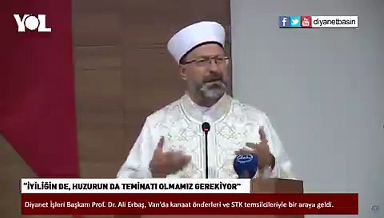 Ali Erbaş: Gençlerin kalplerini inançtan uzaklaştırmak için dünya çapında öyle büyük bir faaliyet var ki...