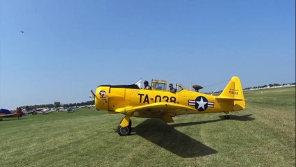 roulages , décollages, flypast oshkosh 2019