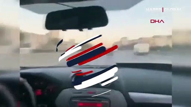 Trafiği tehlikeye atarak video çeken maganda polisten kaçamadı