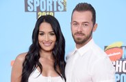 Nikki Bella y Artem Chigvintsev dejan temporalmente Los Ángeles para casarse