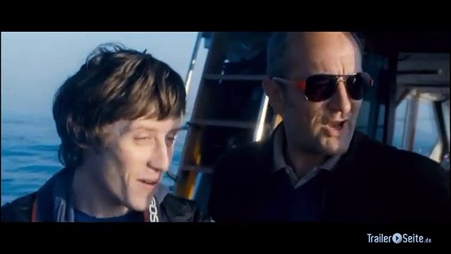 Ausschnitt aus Dark Tide: Haisichtung auf dem Boot