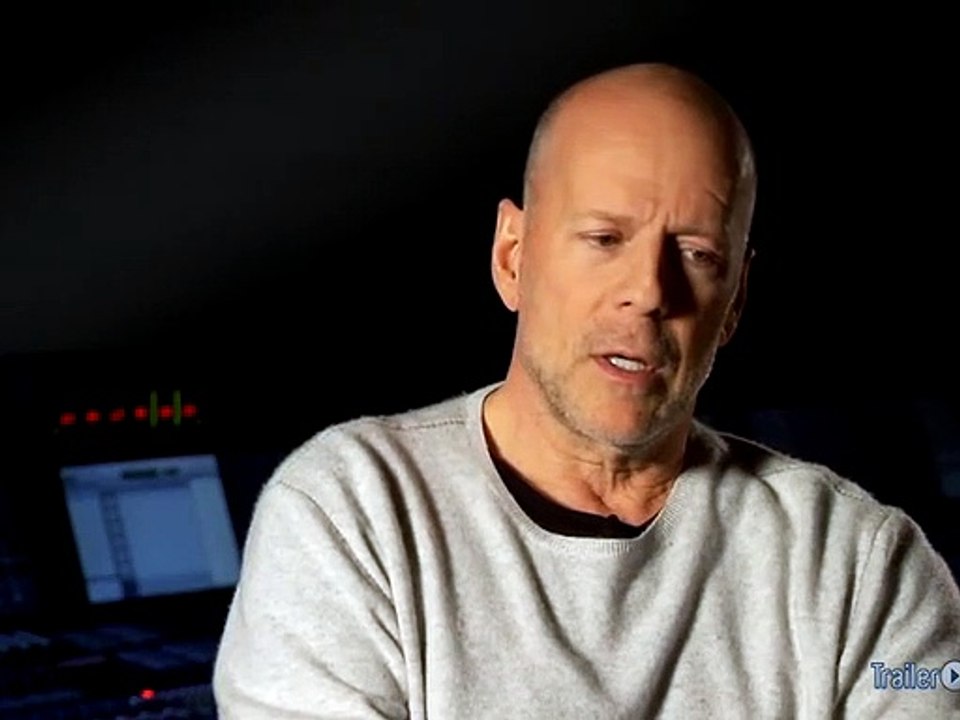 Bruce willis interview zu looper