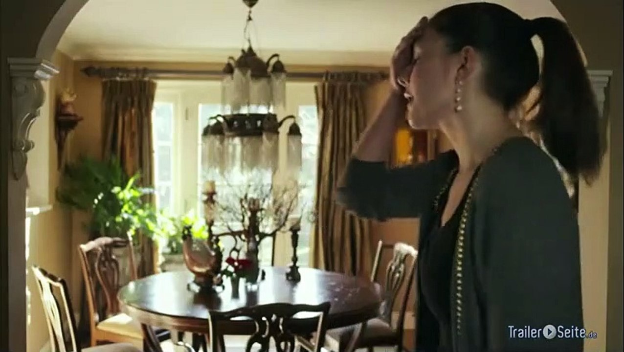 The Fitzgerald Family Christmas Trailer (2012)