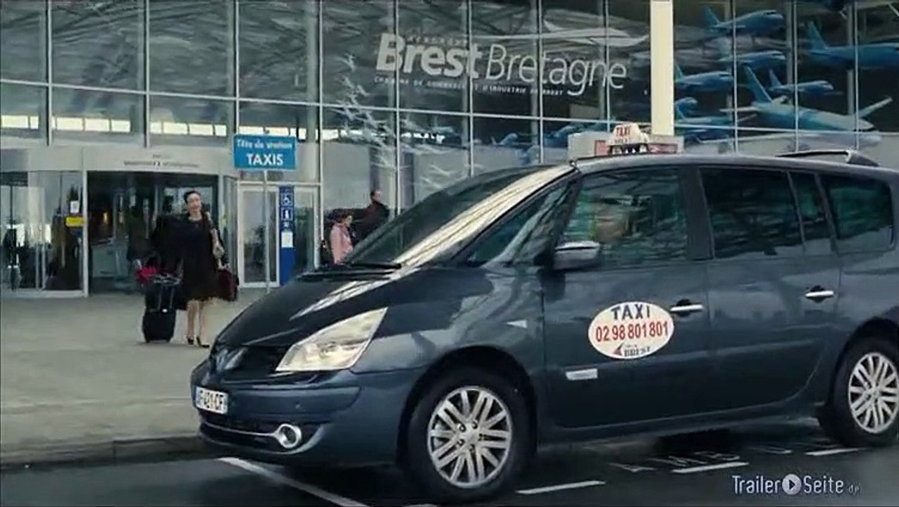 Ausschnitt aus Willkommen In Der Bretagne: Die Ankunft