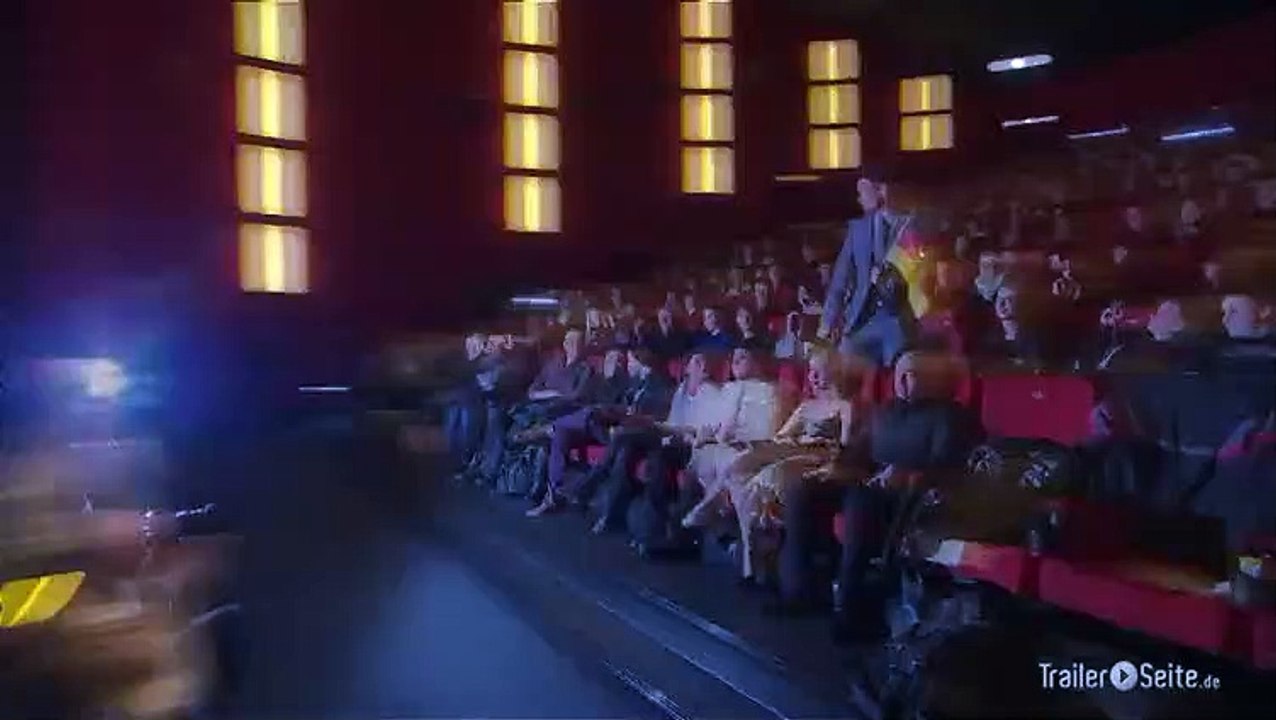 Josh Duhamel tanzt den Harlem Shake in Berlin