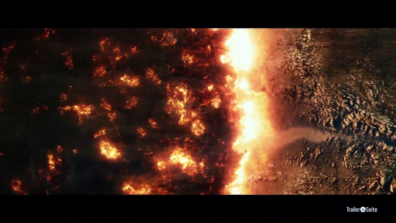 Asa Butterfield schlüpft für Croak in Tod-Kostüm (2015) - Trailer