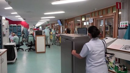 Infectados, mas trabalhando