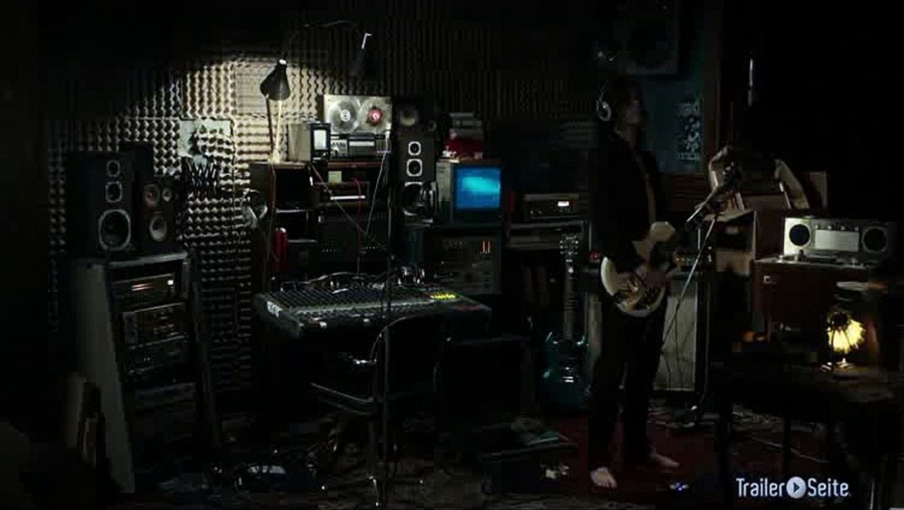 Ausschnitt aus Only Lovers Left Alive: Adams Welt