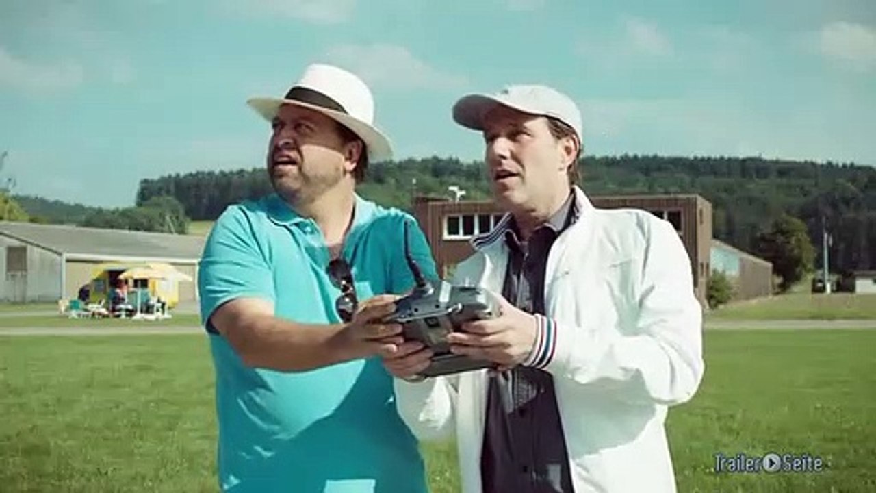 Ausschnitt aus Lovely Louise: Auf dem Modellflugplatz