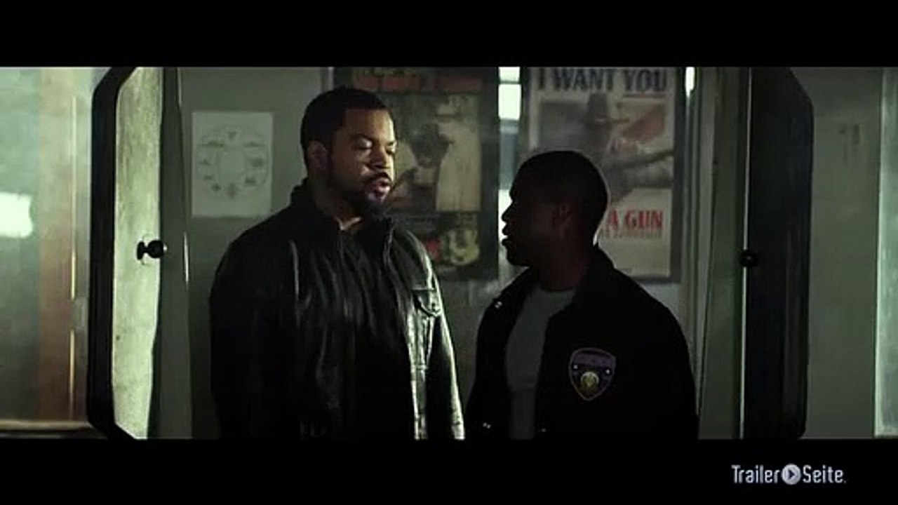 Ausschnitt aus Ride Along: Flossen Hoch