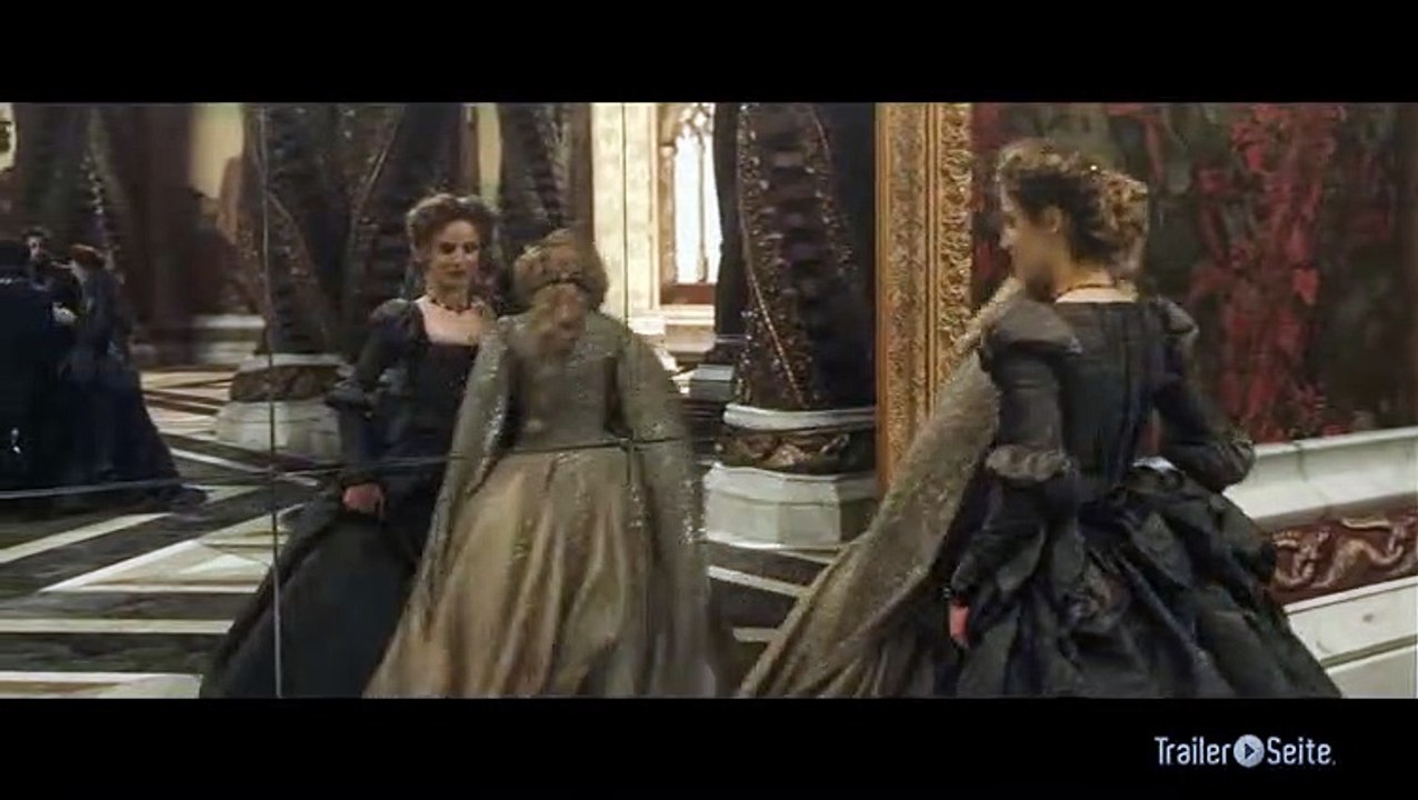 Ausschnitt aus Die Schöne Und Das Biest: goldene Hirschkuh