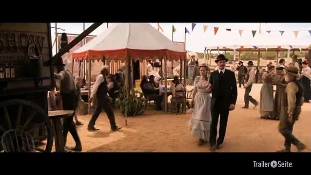 Ausschnitt aus A Million Ways To Die In The West: Auf Dem Volksfest
