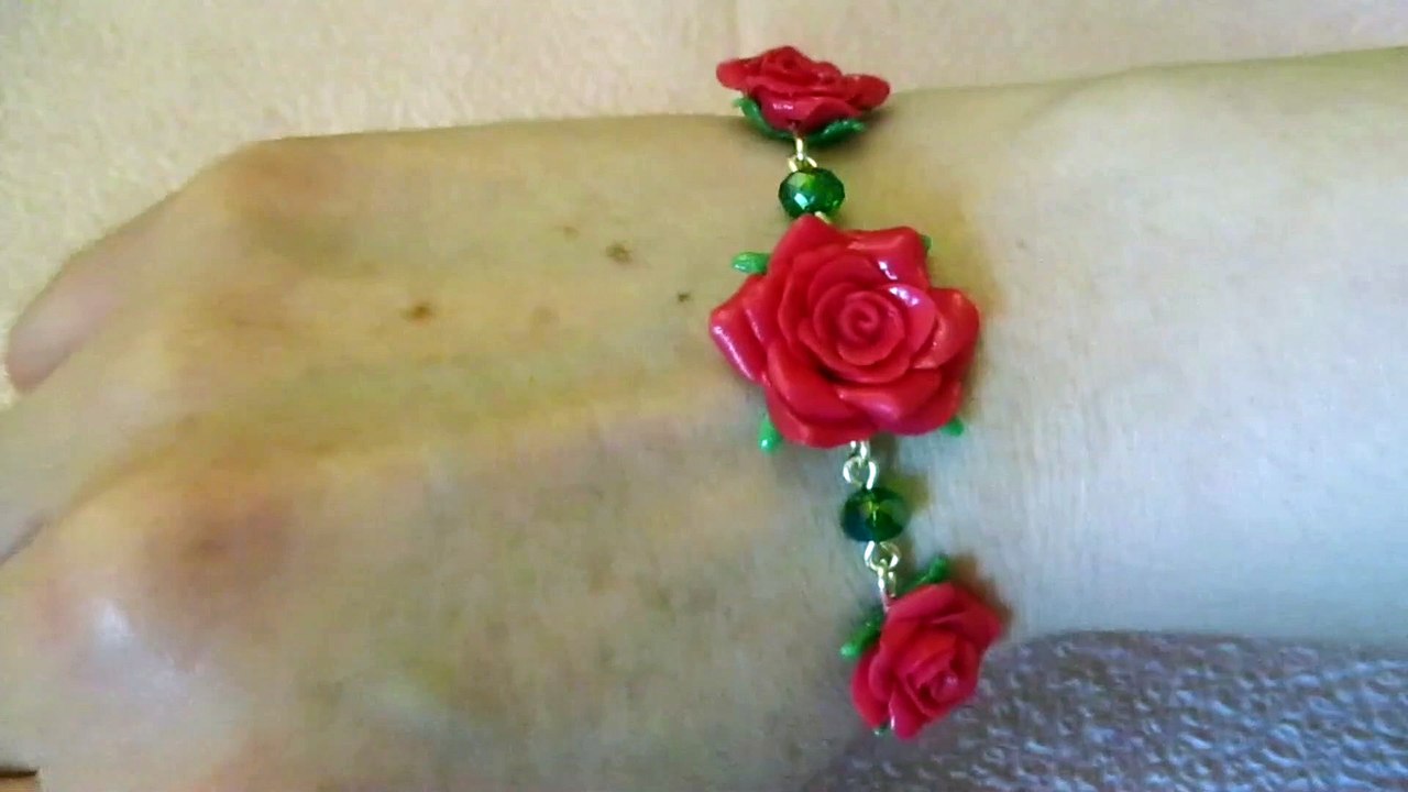 COMO HACER UNA PULSERA DE ROSAS CON PORCELANA FRIA CASERA