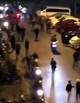 2 [SCONTRI A NAPOLI] AGGRESSIONE ALLE FORZE DELL'ORDINE 23 OTTOBRE 2020