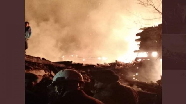 HP: Many houses gutted in fire in Kinnaur