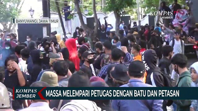 Aksi Tolak Uu Cipta Kerja Berlangsung Ricuh