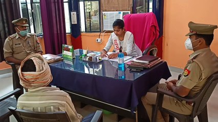 2 घण्टे के लिए इंटर की छात्रा बनी एसओ, वाहनों के चालान भी कटवाए