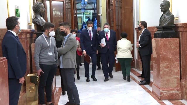 Sánchez convoca un Consejo de Ministros extraordinario para abordar el estado de alarma