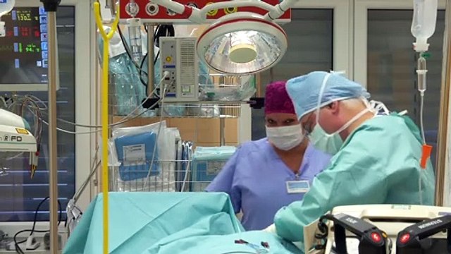 Kliniken vor dem Kollaps: Armee errichtet Feldlazarett in Prag