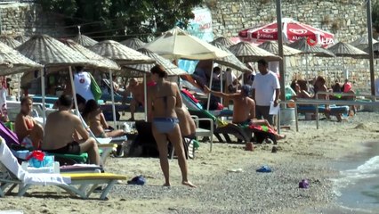 Sahiller yerli ve yabancı turistlerle doldu