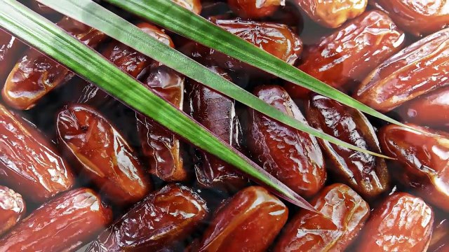 Hazrat Muhammad S.A.W Ka Mojza | Maulana Tariq Jameel | Bayan Ramadan | Ramadan Kareem | Islamic R 720 x 1280