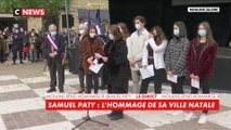 L'hommage des lycéens de Moulins à Samuel Paty