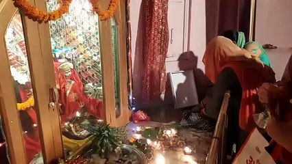 कैराना दुर्गाष्टमी पर मंदिरों में श्रद्धालुओं ने की पूजा अर्चना