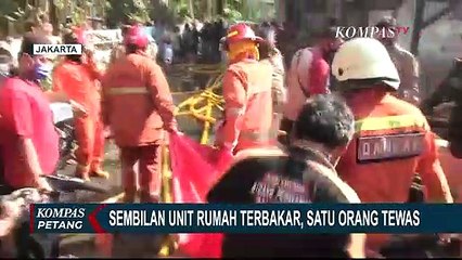 Descargar video: Korban Kebakaran Permukiman Padat Penduduk di Kelapa Gading Terpaksa Mengungsi