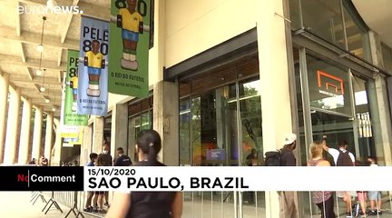 Exposition en l'honneur du "Roi" Pelé au Musée du football de Sao Paulo