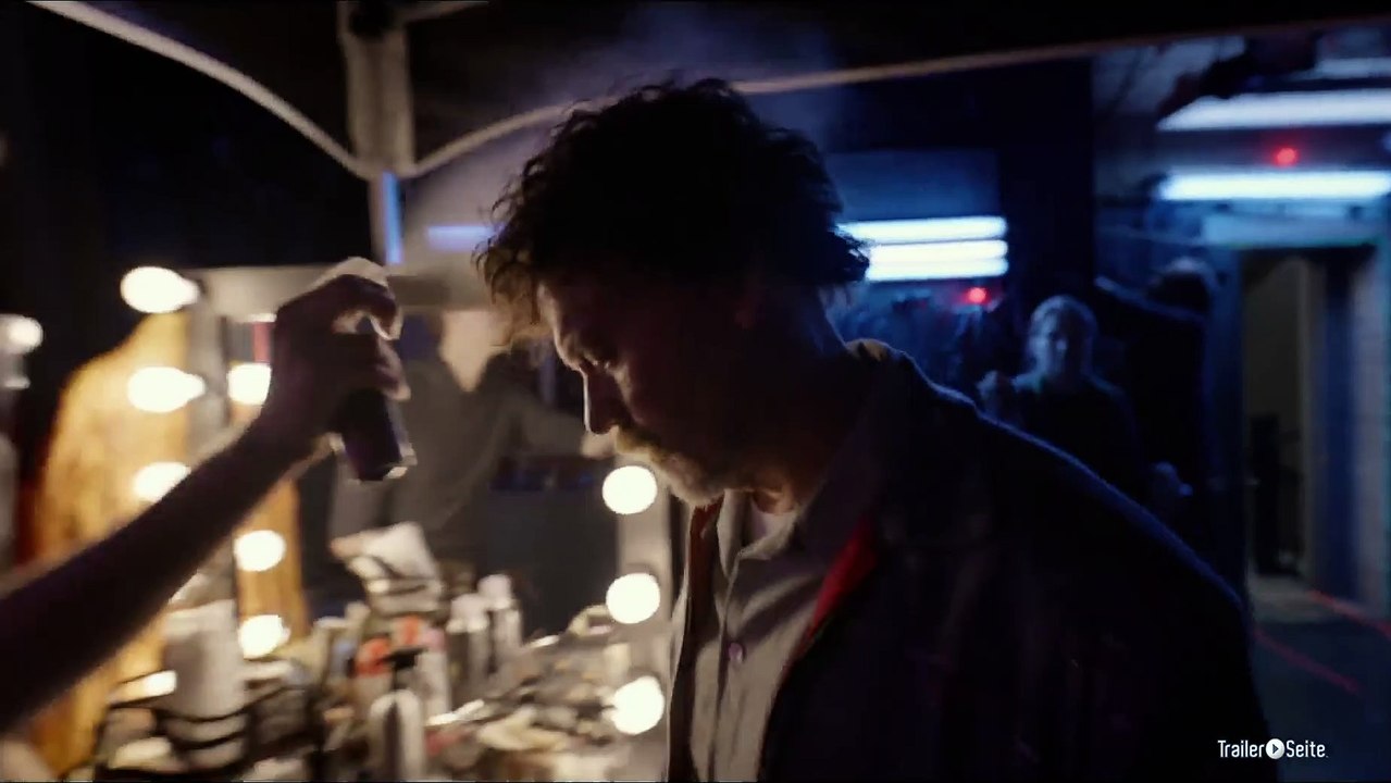 Birdman Trailer und Filmkritik - Oder Die Unverhoffte Macht Der Ahnungslosigkeit (2015) - Trailer