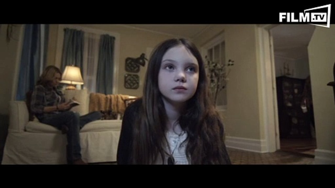 June - Trailer - Filmkritik (2015) - Exkl. Clip