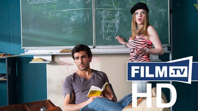 Nach Fack ju Göhte 3: Jella Haase dreht mit Schweighöfer (2017)