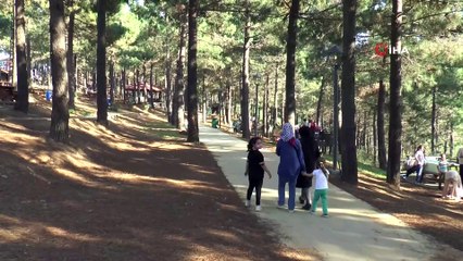 Eşsiz manzaralı Karlıtepe sonbaharda da vatandaşların uğrak yeri