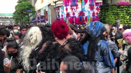 #ม็อบ25ตุลา "กลุ่มแดร็กควีน" บุกราชประสงค์แสดงจุดยืนร่วมกับกลุ่มราษฎร 3 ข้อ