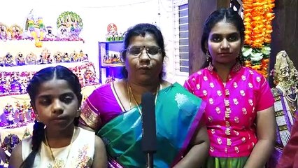 ஆன்லைன் வகுப்பு, விநாயகருக்கு மாஸ்க் , கூடவே வெங்காயம்.... களைகட்டிய கடைசி நாள் நவராத்திரி..!