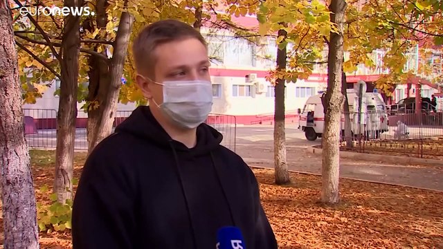 Россия: студенты-медики спешат на помощь врачам