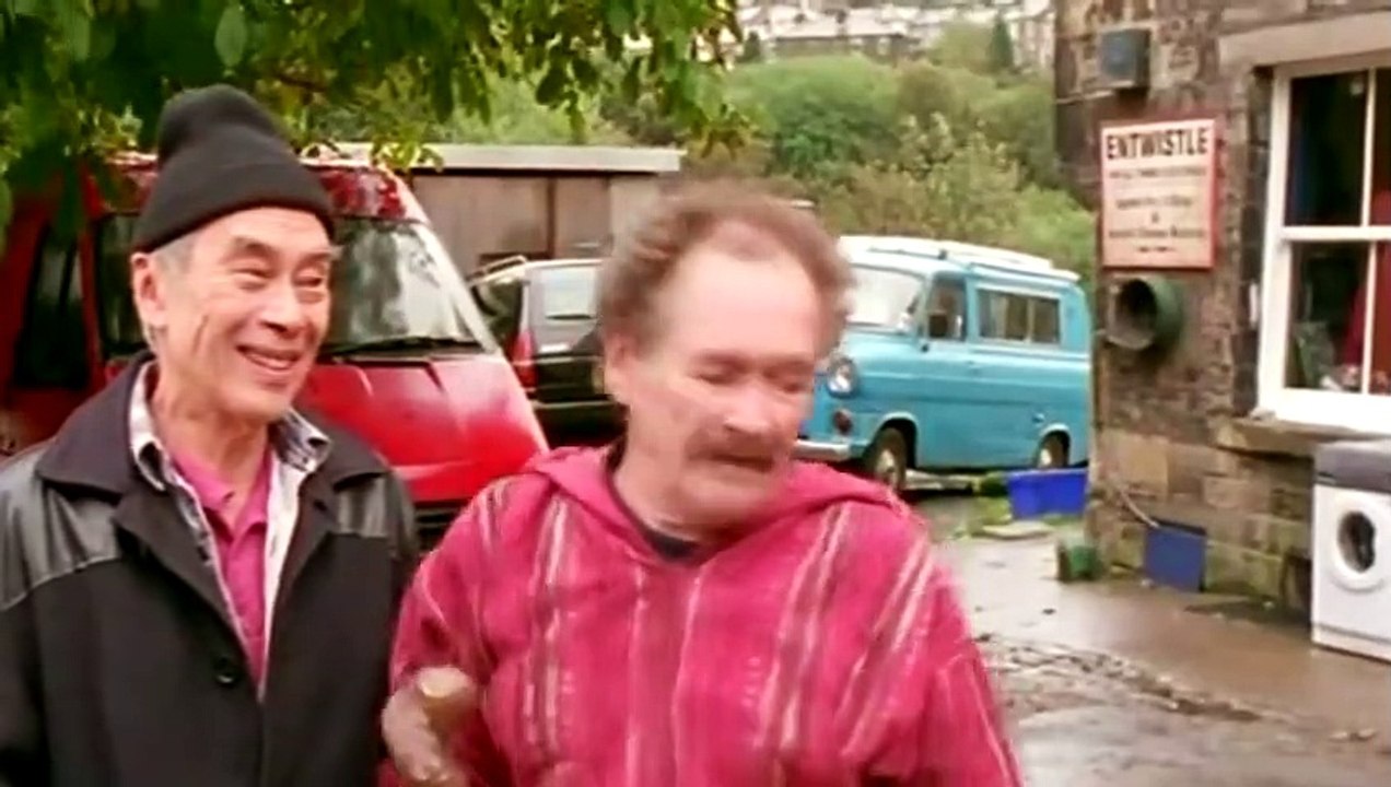 Last of the Summer Wine -  The Swan Man Of Ilkley  Peter  Sallis ~ Frank Thornton ~ Dora Bryan