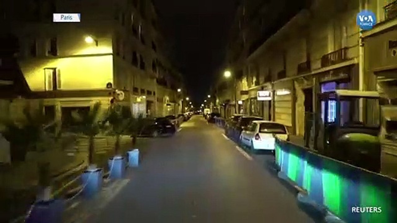 Paris’te Boş Sokaklar
