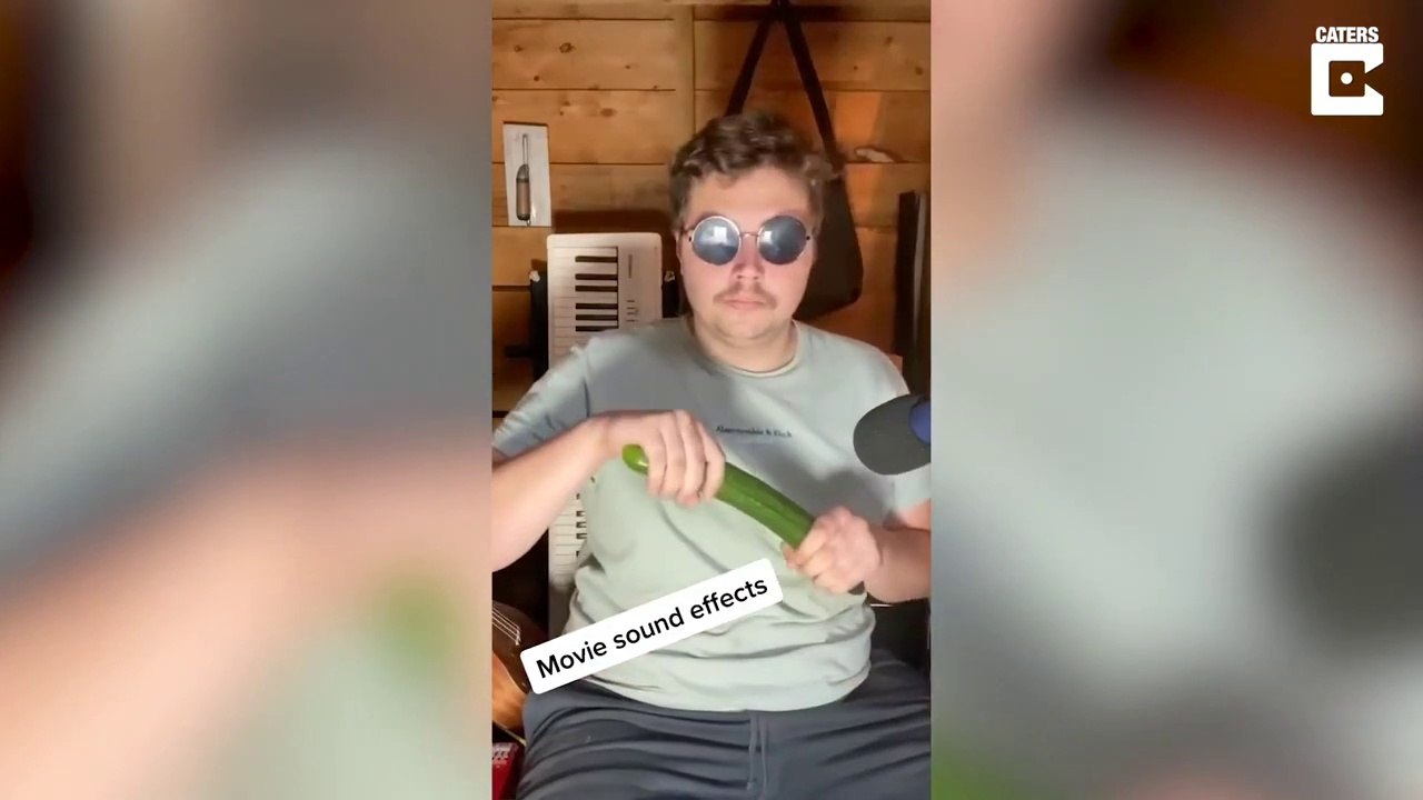 Regardez ce qu'il utilise pour faire ses bruitages de film