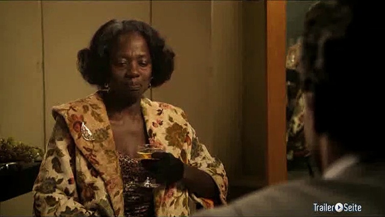 Ausschnitt aus Get On Up: James Brown Spricht Mit Seiner Mutter