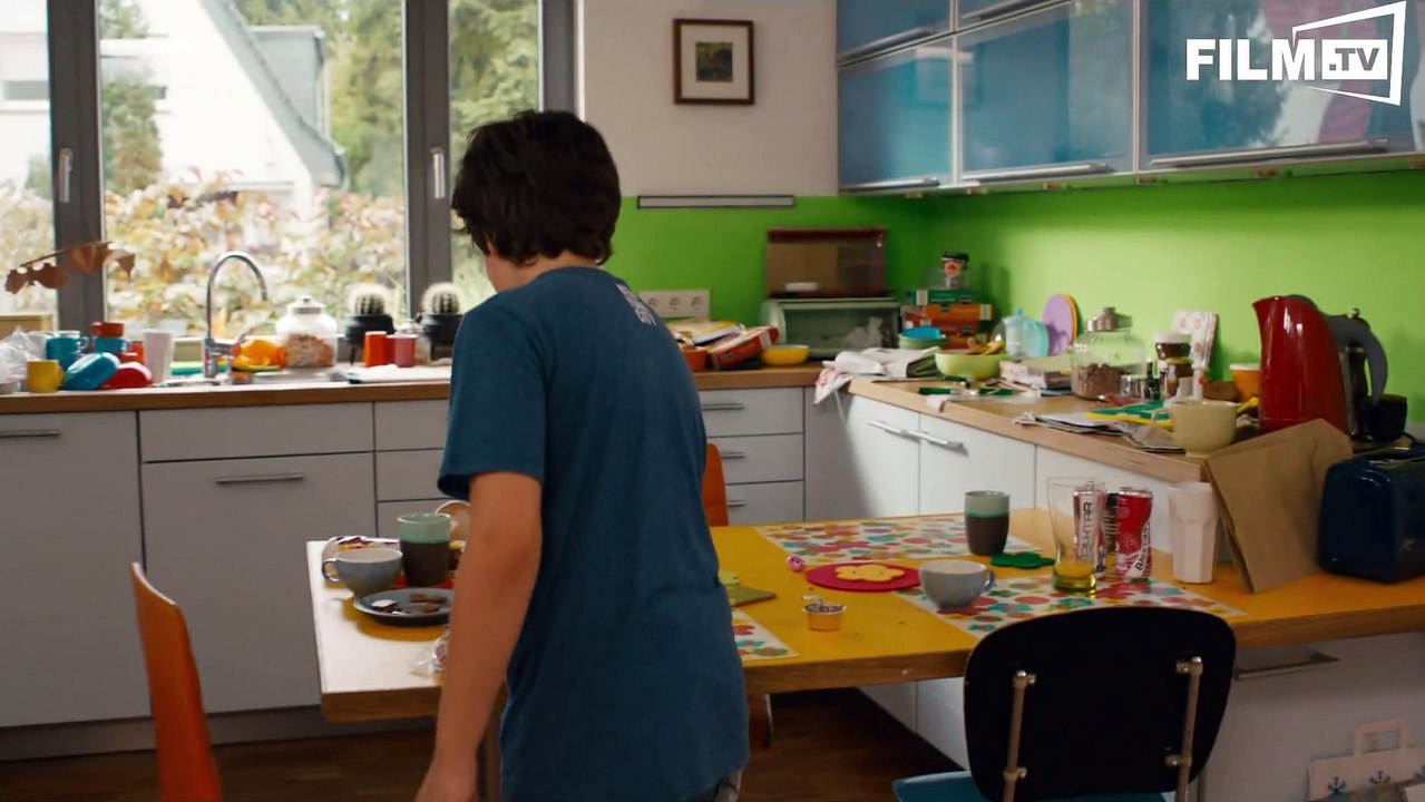 Hilfe Ich Hab Meine Lehrerin Geschrumpft - Trailer - Filmkritik (2015) - Clip 6